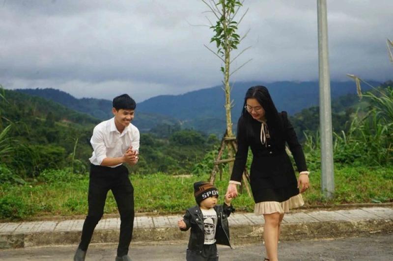 Tổ ấm trên đỉnh Ngọc Linh - Ảnh 1.