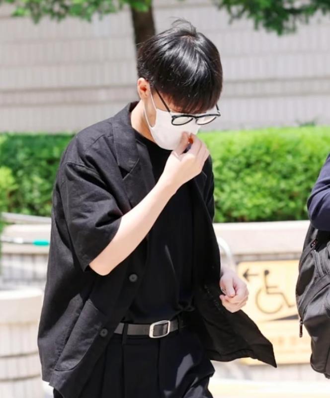Taeil (cựu thành viên NCT) nhận tội hiếp dâm tập thể, bị đề nghị 7 năm tù - Ảnh 1.