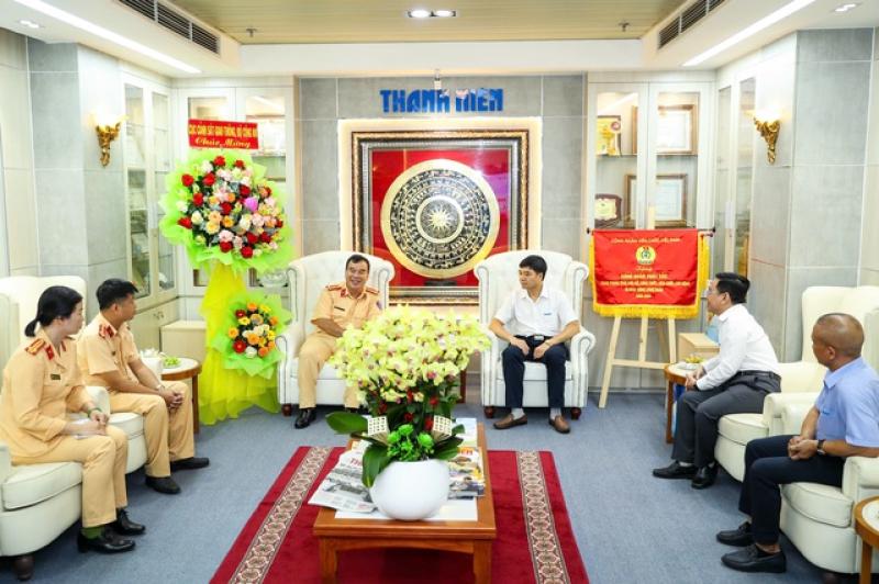 Cục CSGT: Báo Thanh Niên góp phần lan tỏa pháp luật giao thông đến gần người dân- Ảnh 3. Cục CSGT: Báo Thanh Niên góp phần lan tỏa pháp luật giao thông đến gần người dân- Ảnh 3.