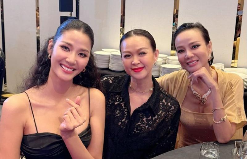 Ngọc Nga, Dương Yến Ngọc của 'Những cô gái chân dài' hội ngộ- Ảnh 1. Ngọc Nga, Dương Yến Ngọc của 'Những cô gái chân dài' hội ngộ- Ảnh 1.