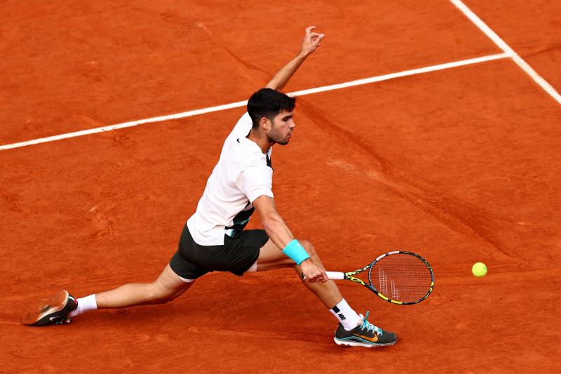 Alcaraz vô địch Roland Garros 2025: Cú lội ngược dòng kinh điển, thắng nghẹt thở Sinner- Ảnh 2. Alcaraz vô địch Roland Garros 2025: Cú lội ngược dòng kinh điển, thắng nghẹt thở Sinner- Ảnh 2.