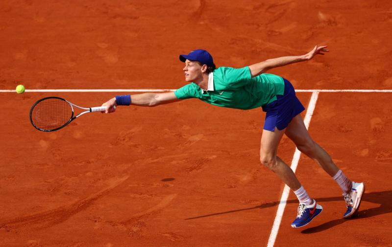 Alcaraz vô địch Roland Garros 2025: Cú lội ngược dòng kinh điển, thắng nghẹt thở Sinner- Ảnh 7. Alcaraz vô địch Roland Garros 2025: Cú lội ngược dòng kinh điển, thắng nghẹt thở Sinner- Ảnh 7.