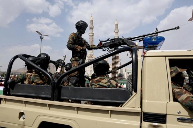 Lực lượng Houthi phóng tên lửa vào Israel giữa lúc ngừng bắn với Iran - Ảnh 1. Lực lượng Houthi phóng tên lửa vào Israel giữa lúc ngừng bắn với Iran - Ảnh 1.