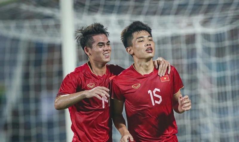 U.23 Việt Nam đang có tính 'kế thừa': Sẽ thăng hoa ở sân chơi Đông Nam Á?- Ảnh 1. U.23 Việt Nam đang có tính 'kế thừa': Sẽ thăng hoa ở sân chơi Đông Nam Á?- Ảnh 1.