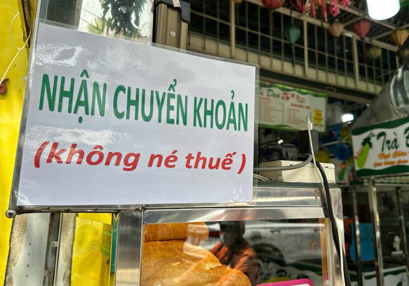 'Nhận chuyển khoản, không né thuế': Thông báo của một quán ở TP.HCM gây thích thú - Ảnh 4.