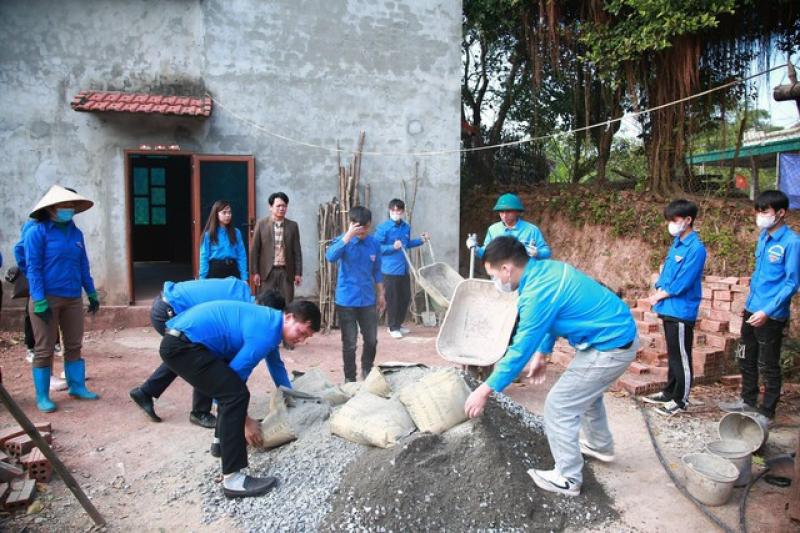 Ra quân Chiến dịch 'Tình nguyện mùa đông' và 'Xuân tình nguyện'- Ảnh 4. Ra quân Chiến dịch 'Tình nguyện mùa đông' và 'Xuân tình nguyện'- Ảnh 4.