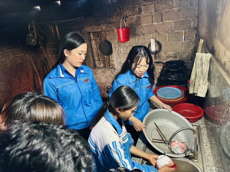 Ra quân Chiến dịch 'Tình nguyện mùa đông' và 'Xuân tình nguyện'- Ảnh 5. Ra quân Chiến dịch 'Tình nguyện mùa đông' và 'Xuân tình nguyện'- Ảnh 5.