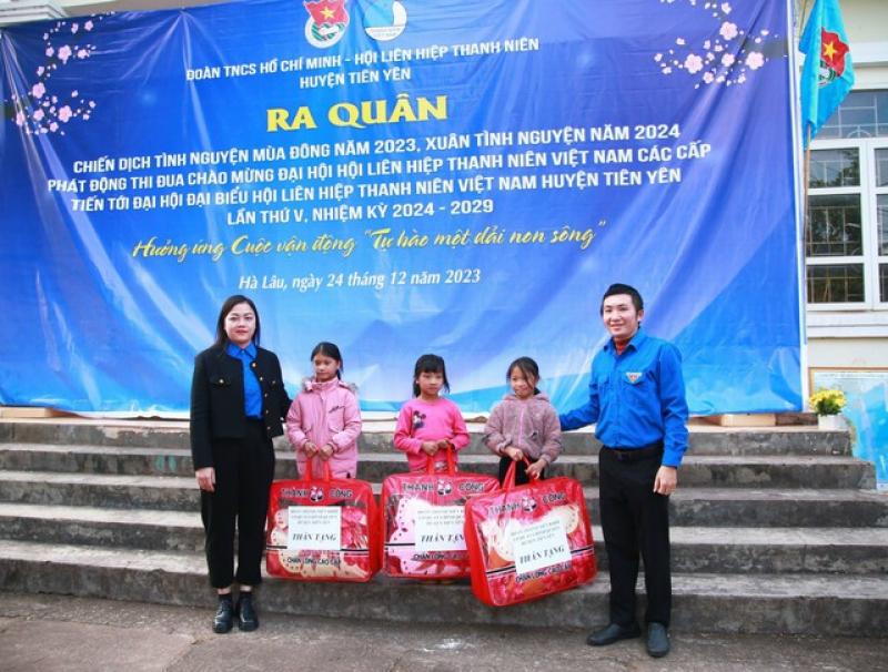 Ra quân Chiến dịch 'Tình nguyện mùa đông' và 'Xuân tình nguyện'- Ảnh 3. Ra quân Chiến dịch 'Tình nguyện mùa đông' và 'Xuân tình nguyện'- Ảnh 3.