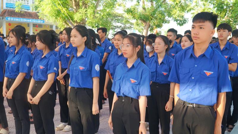 Người trẻ tình nguyện vào việc mới, việc khó để trưởng thành- Ảnh 1. Người trẻ tình nguyện vào việc mới, việc khó để trưởng thành- Ảnh 1.