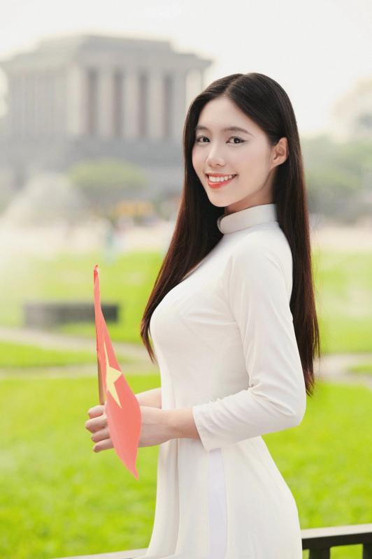 Nhan sắc thiếu úy quân đội vừa trở thành Á hậu Việt Nam 2024- Ảnh 11. Nhan sắc thiếu úy quân đội vừa trở thành Á hậu Việt Nam 2024- Ảnh 11.