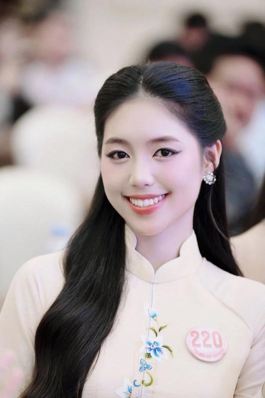 Nhan sắc thiếu úy quân đội vừa trở thành Á hậu Việt Nam 2024- Ảnh 6. Nhan sắc thiếu úy quân đội vừa trở thành Á hậu Việt Nam 2024- Ảnh 6.