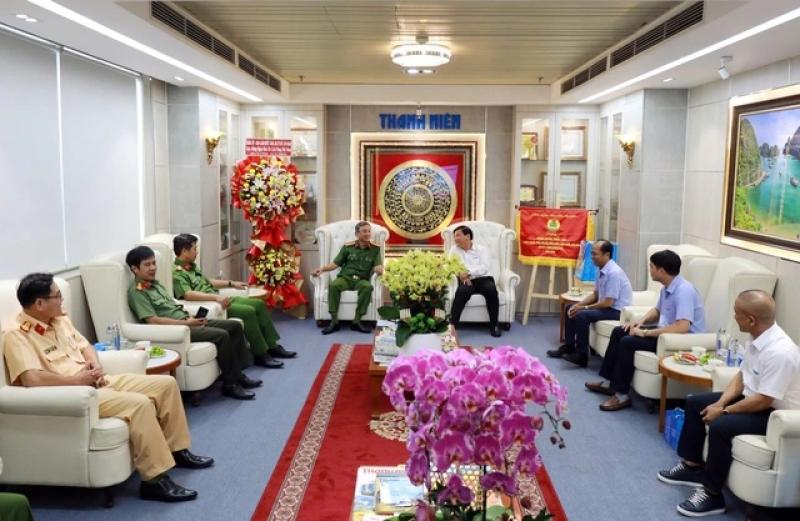 Công an TP.HCM và Báo Thanh Niên kỉ niệm 100 năm báo chí cách mạng VN - Ảnh 2.