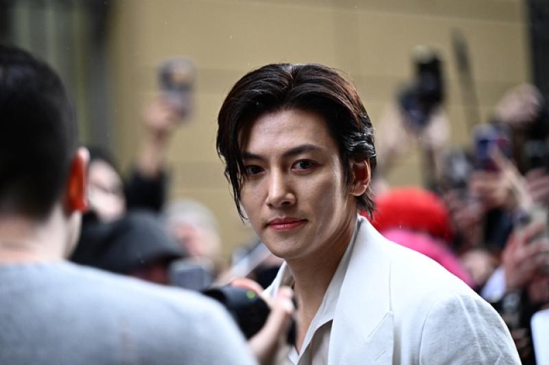 'Nam thần' Ji Chang Wook sắp đến Việt Nam nổi tiếng cỡ nào?- Ảnh 10. 'Nam thần' Ji Chang Wook sắp đến Việt Nam nổi tiếng cỡ nào?- Ảnh 10.