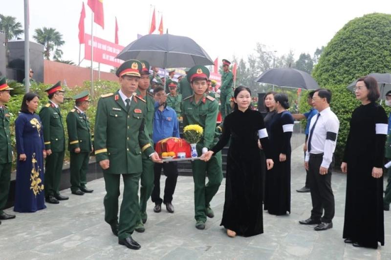 Bình Phước: Trang trọng lễ truy điệu, an táng 89 hài cốt liệt sĩ - Ảnh 3.