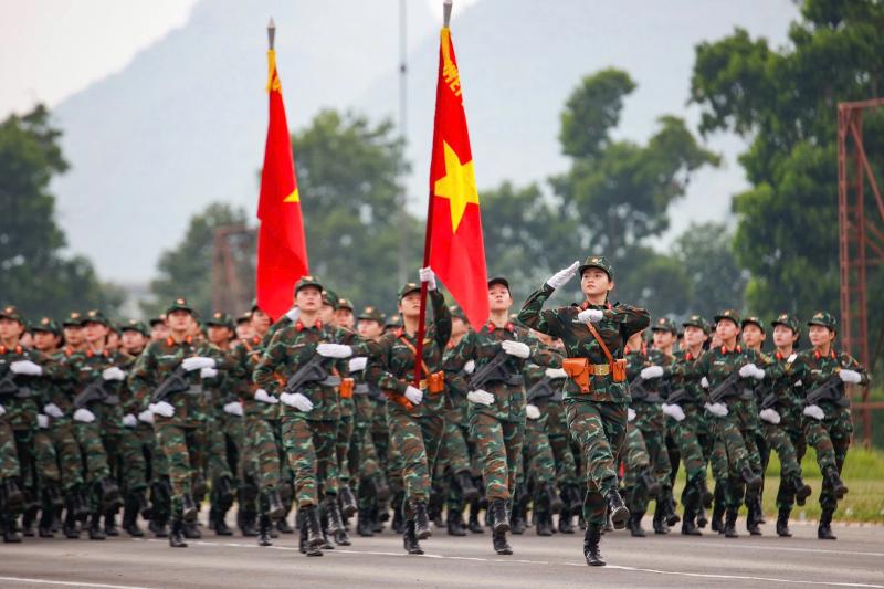 Hàng nghìn nữ chiến sĩ đổ mồ hôi trong buổi hợp luyện nhiệm vụ A80- Ảnh 7. Hàng nghìn nữ chiến sĩ đổ mồ hôi trong buổi hợp luyện nhiệm vụ A80- Ảnh 7.