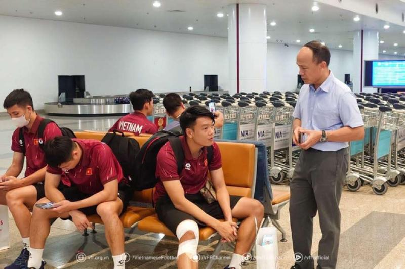 HLV Kim Sang-sik nói gì trước khi tạm biệt đội tuyển Việt Nam, bao giờ hội quân trở lại?- Ảnh 2. HLV Kim Sang-sik nói gì trước khi tạm biệt đội tuyển Việt Nam, bao giờ hội quân trở lại?- Ảnh 2.