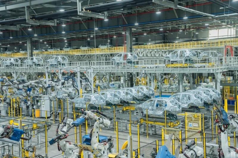 VinFast mở rộng nhà cung cấp nội, bao tiêu sản phẩm hướng tới mục tiêu 1 triệu xe/năm- Ảnh 2. VinFast mở rộng nhà cung cấp nội, bao tiêu sản phẩm hướng tới mục tiêu 1 triệu xe/năm- Ảnh 2.
