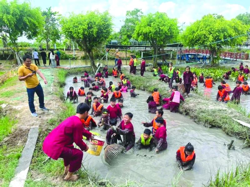 Sức hút của nhà cổ Huỳnh Thủy Lê và Khu du lịch văn hóa Phương Nam - Ảnh 2.
