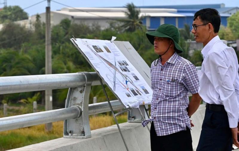 Giải phóng mặt bằng ở Long An với nhiều cách làm hiệu quả- Ảnh 3. Giải phóng mặt bằng ở Long An với nhiều cách làm hiệu quả- Ảnh 3.