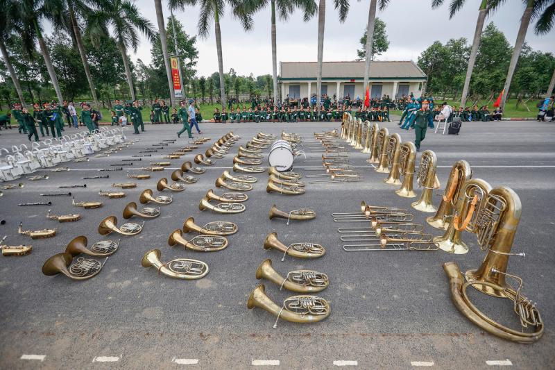 Hàng nghìn nữ chiến sĩ đổ mồ hôi trong buổi hợp luyện nhiệm vụ A80- Ảnh 13. Hàng nghìn nữ chiến sĩ đổ mồ hôi trong buổi hợp luyện nhiệm vụ A80- Ảnh 13.
