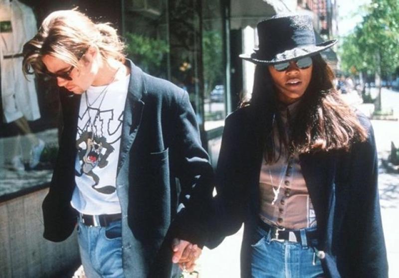 Những 'bóng hồng' từng bước qua cuộc đời Brad Pitt - Ảnh 3.