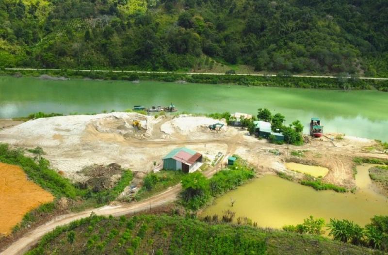 Đắk Nông: Giá cát ‘đắt như tôm tươi’ hơn 1 triệu đồng/m3 - Ảnh 1.