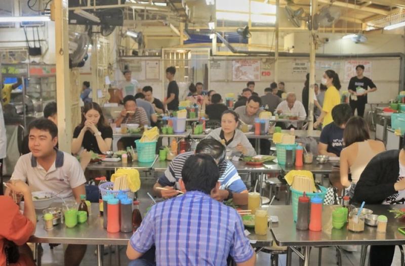 Nhiều quán phở nổi tiếng TP.HCM vừa được Michelin vinh danh: Có quán 'ruột' của bạn không? - Ảnh 19.