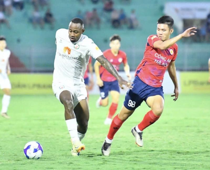 Lịch thi đấu V-League mới nhất: HAGL đá ‘tới bến’ hay cầm chừng khi đã trụ hạng, Nam Định vô địch sớm?- Ảnh 1. Lịch thi đấu V-League mới nhất: HAGL đá ‘tới bến’ hay cầm chừng khi đã trụ hạng, Nam Định vô địch sớm?- Ảnh 1.