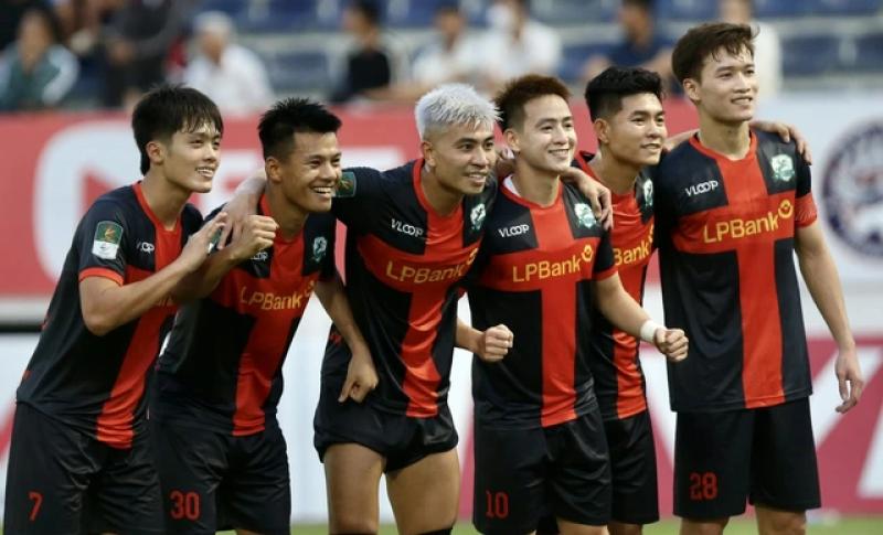 CLB Ninh Bình đổi tên, thay HLV nội bằng ‘tướng’ ngoại: Đua vô địch V-League ngay từ bây giờ!- Ảnh 1. CLB Ninh Bình đổi tên, thay HLV nội bằng ‘tướng’ ngoại: Đua vô địch V-League ngay từ bây giờ!- Ảnh 1.