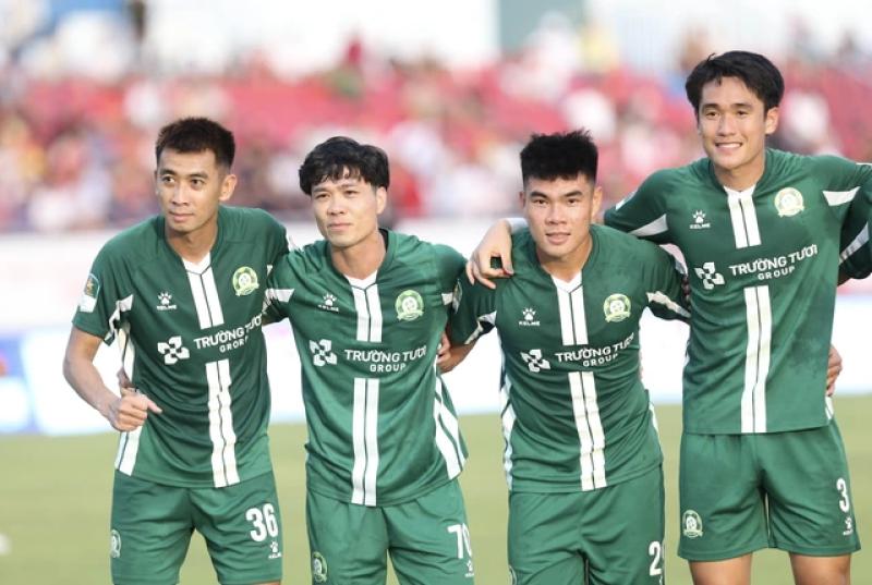 'Cố nhân' Huỳnh Quốc Anh sẽ giúp Bình Phước đẩy CLB Đà Nẵng xuống hạng?- Ảnh 2. 'Cố nhân' Huỳnh Quốc Anh sẽ giúp Bình Phước đẩy CLB Đà Nẵng xuống hạng?- Ảnh 2.