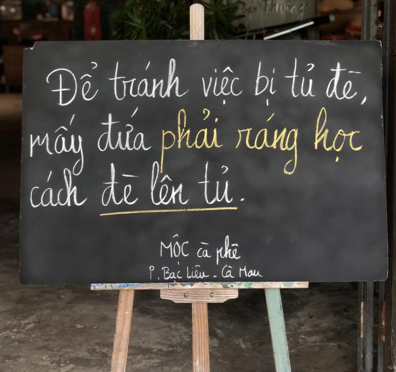 Quán cà phê miền Tây gây bão mạng với bảng thông báo 'mặn mà' có 1-0-2 - Ảnh 2. Quán cà phê miền Tây gây bão mạng với bảng thông báo 'mặn mà' có 1-0-2 - Ảnh 2.