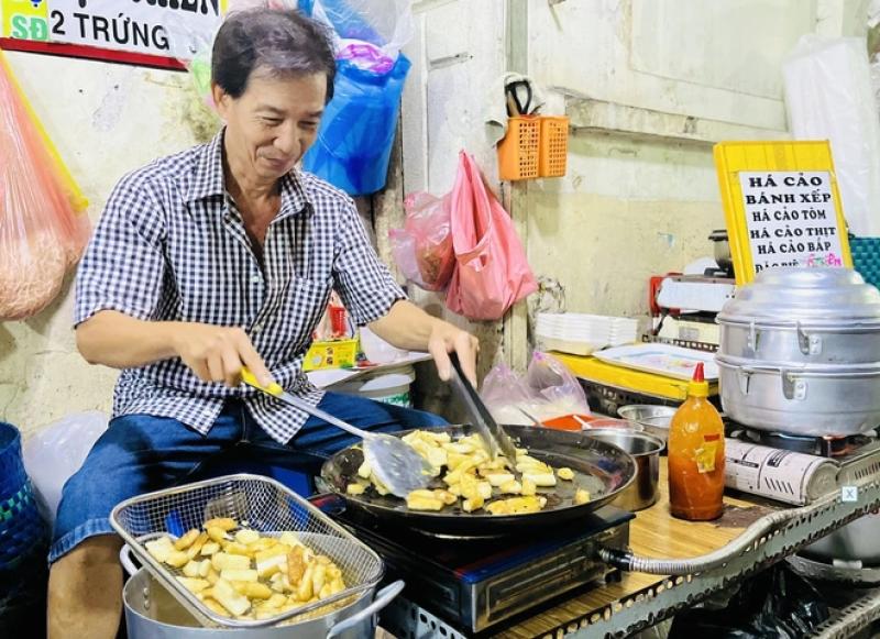 Phường Sài Gòn, TP.HCM có phở Cao Vân, hủ tiếu Thanh Xuân: Còn quán nào lừng danh? - Ảnh 9.