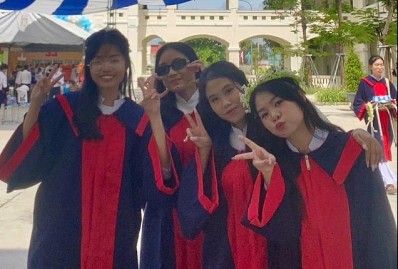 Cô thủ khoa tâm sự với thí sinh 2k7 trước kỳ thi tốt nghiệp THPT - Ảnh 2. Cô thủ khoa tâm sự với thí sinh 2k7 trước kỳ thi tốt nghiệp THPT - Ảnh 2.