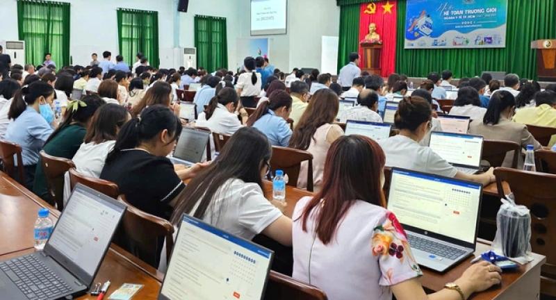 TP.HCM 'tìm kiếm' kế toán trưởng giỏi của ngành y tế - Ảnh 1.
