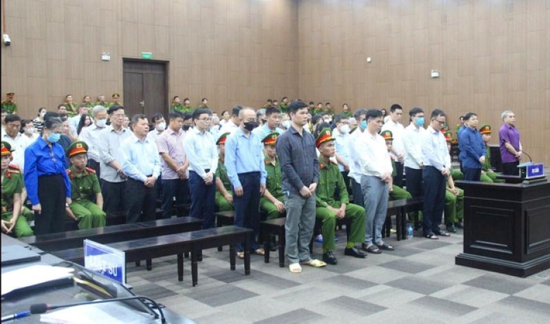 'Ông chủ' Tập đoàn Phúc Sơn muốn được miễn tội đưa hối lộ- Ảnh 2. 'Ông chủ' Tập đoàn Phúc Sơn muốn được miễn tội đưa hối lộ- Ảnh 2.