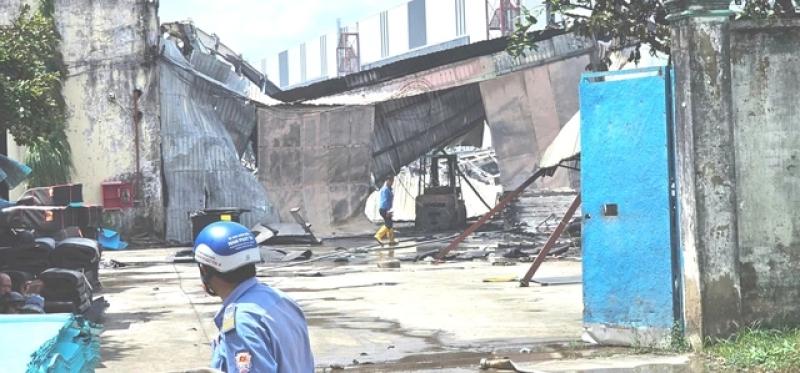 Cháy lớn công ty nhựa, phế liệu ở Củ Chi - Ảnh 4.