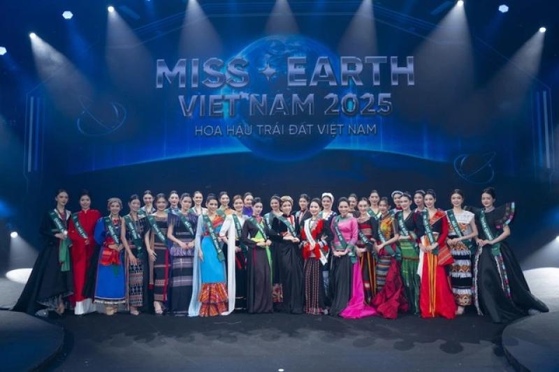 Bùi Lý Thiên Hương thể hiện ấn tượng tại Hoa hậu Trái Đất Việt Nam 2025 - Ảnh 3.