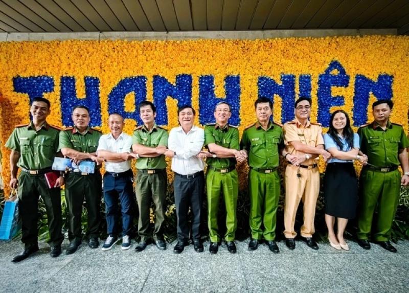 Công an TP.HCM và Báo Thanh Niên kỉ niệm 100 năm báo chí cách mạng VN - Ảnh 4.