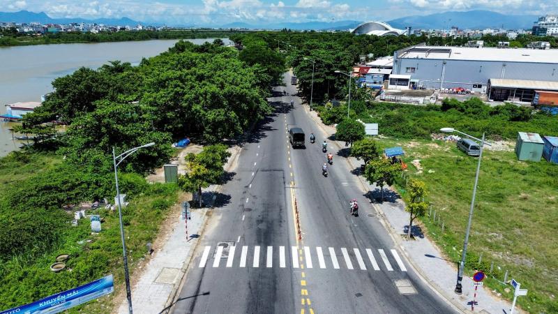 Nút giao thông cầu Hòa Xuân sắp 'lột xác', người dân vui mừng thoát cảnh ùn tắc- Ảnh 8. Nút giao thông cầu Hòa Xuân sắp 'lột xác', người dân vui mừng thoát cảnh ùn tắc- Ảnh 8.