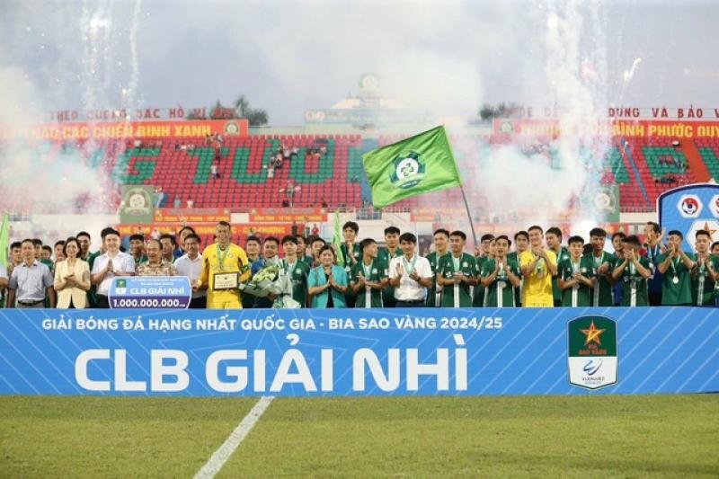 Thủ môn Bùi Tấn Trường ‘phát động’ điều cực đặc biệt trước trận play-off lịch sử: Hét thật to vào!- Ảnh 3. Thủ môn Bùi Tấn Trường ‘phát động’ điều cực đặc biệt trước trận play-off lịch sử: Hét thật to vào!- Ảnh 3.
