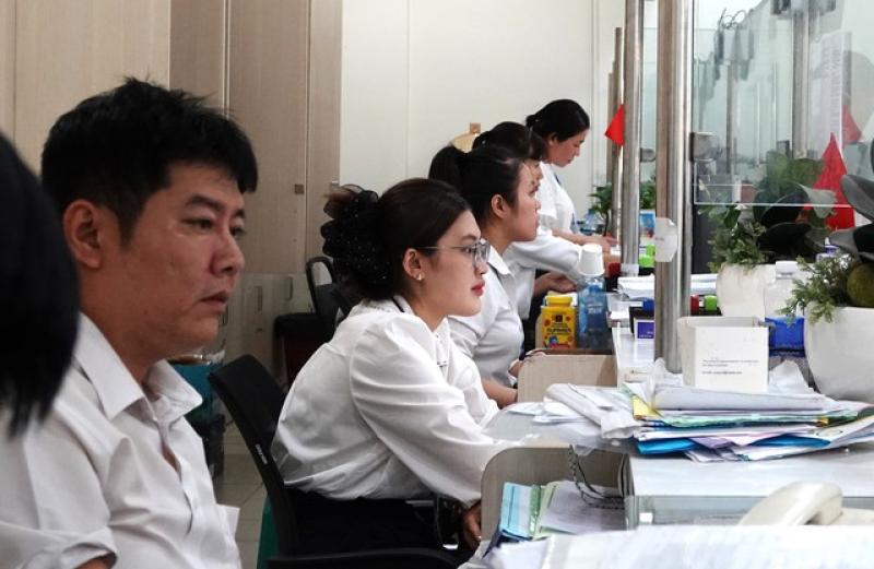 TP.HCM hỗ trợ công chức thôi việc vay vốn làm ăn, lãi suất 0% trong 5 năm - Ảnh 1.