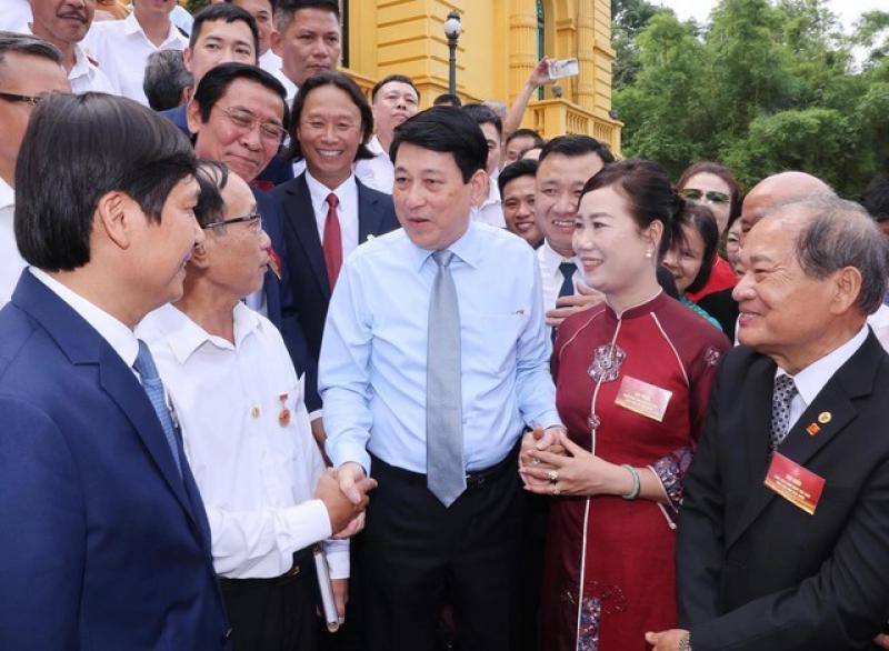 Gắn làng nghề việt nam với phát triển bền vững và bảo tồn văn hóa dân tộc - Ảnh 1. Gắn làng nghề việt nam với phát triển bền vững và bảo tồn văn hóa dân tộc - Ảnh 1.