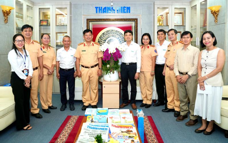 Báo Thanh Niên đồng hành TP.HCM lan tỏa hình ảnh năng động, hiện đại - Ảnh 8.