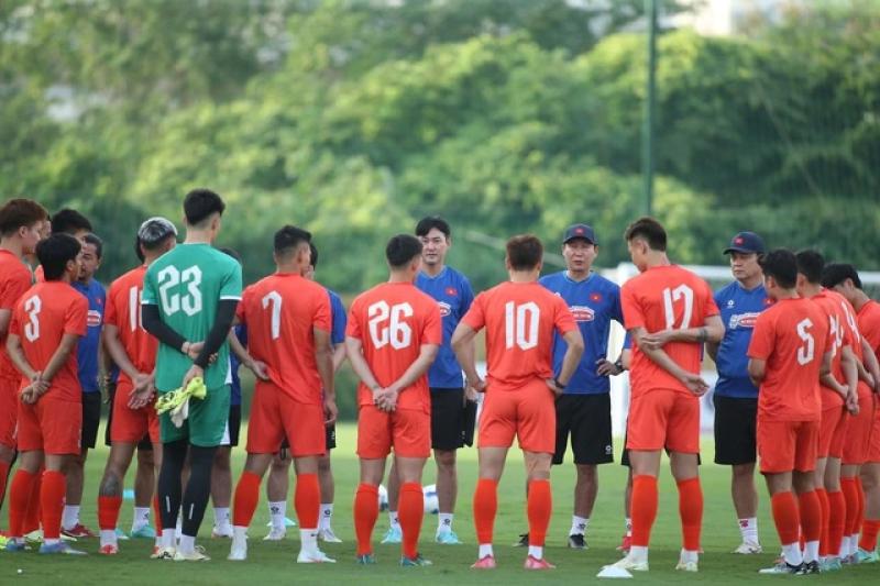 Indonesia mơ vượt Việt Nam trên bảng xếp hạng FIFA, Nhật Bản muốn thắng: Đối đầu gay cấn hôm nay- Ảnh 3. Indonesia mơ vượt Việt Nam trên bảng xếp hạng FIFA, Nhật Bản muốn thắng: Đối đầu gay cấn hôm nay- Ảnh 3.