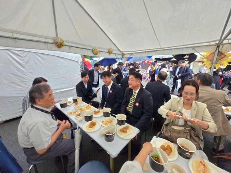 Hàng trăm ngàn khách trải nghiệm Lễ hội Văn hóa Ẩm thực Saigontourist Group tại Osaka- Ảnh 1. Hàng trăm ngàn khách trải nghiệm Lễ hội Văn hóa Ẩm thực Saigontourist Group tại Osaka- Ảnh 1.