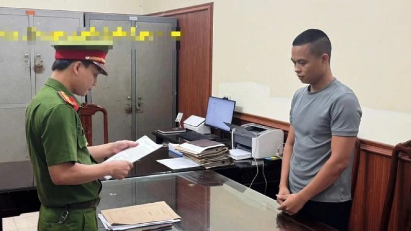 Công an Ninh Bình khởi tố vụ TikToker Gia đình Hải Sen Buôn bán hàng giả - Ảnh 1. Công an Ninh Bình khởi tố vụ TikToker Gia đình Hải Sen Buôn bán hàng giả - Ảnh 1.