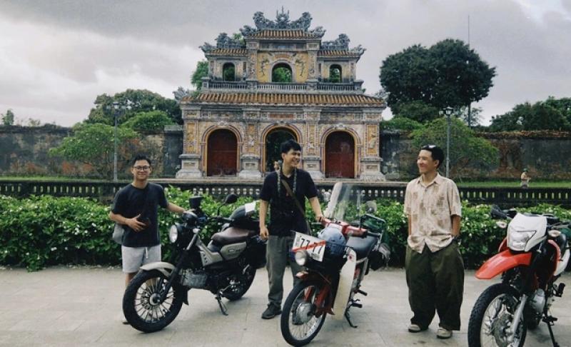 Chàng trai phượt xuyên Việt trên chiếc xe máy 30 năm tuổi của ba- Ảnh 4. Chàng trai phượt xuyên Việt trên chiếc xe máy 30 năm tuổi của ba- Ảnh 4.