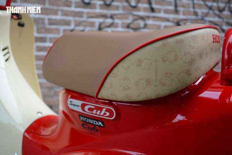 Honda Super Cub Hello Kitty bản giới hạn về Việt Nam, chỉ có khoảng 40 chiếc - Ảnh 5.