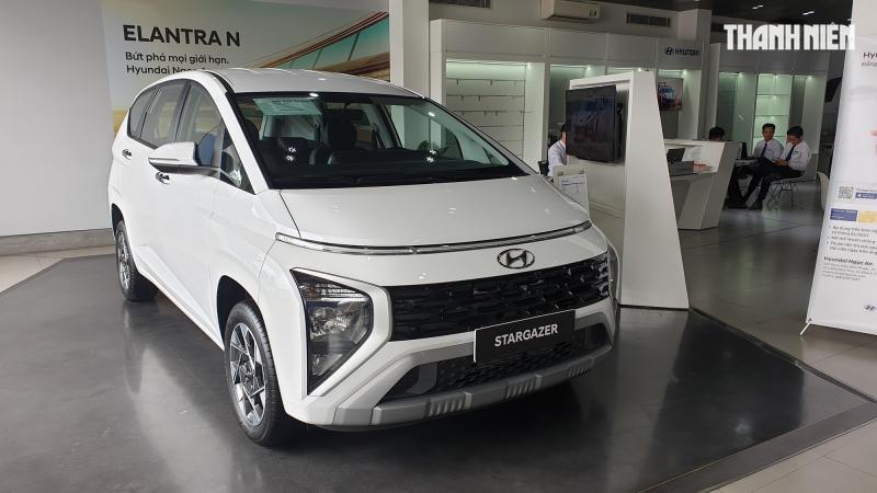 Xe MPV 'đại hạ giá': Toyota Veloz, Suzuki XL7 giảm hơn 60 triệu đồng đấu Mitsubishi Xpander - Ảnh 4.