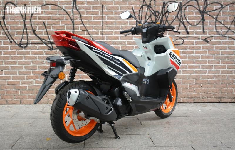 Chỉ sản xuất 2.000 chiếc, Honda Vario 160 Repsol 'Made in Malaysia' đầu tiên về Việt Nam - Ảnh 11.